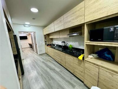 Casa de 5 alcobas en venta en Laureles, Medellín, 202 m² · foto 7 de 15