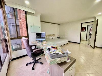Apartamento de 3 alcobas en venta en El Poblado, Medellín, 220 m² · foto 12 de 20