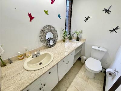 Apartamento de 3 alcobas en venta en El Poblado, Medellín, 220 m² · foto 20 de 20