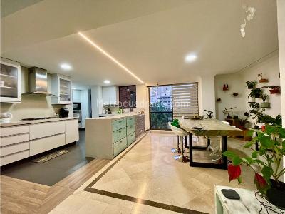 Apartamento de 3 alcobas en venta en El Poblado, Medellín, 220 m² · foto 8 de 20