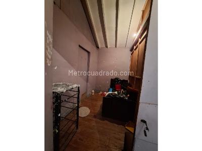 Casa de 5 alcobas en venta en Bombona, Medellín, 384 m² · foto 16 de 20