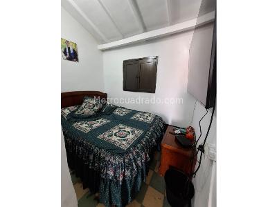 Casa de 5 alcobas en venta en Bombona, Medellín, 384 m² · foto 20 de 20