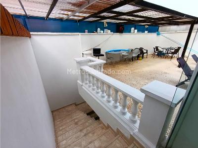 Casa de 4 alcobas en venta en El Poblado, Medellín, 470 m² · foto 11 de 20