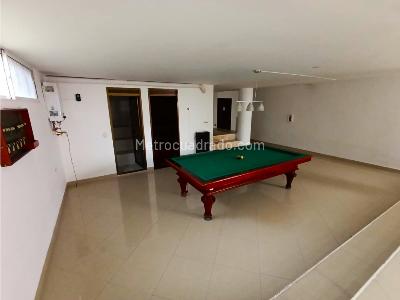 Casa de 4 alcobas en venta en El Poblado, Medellín, 470 m² · foto 13 de 20