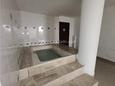 Casa de 4 alcobas en venta en El Poblado, Medellín, 470 m² · foto 17 de 20