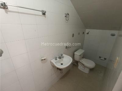 Casa de 4 alcobas en venta en El Poblado, Medellín, 470 m² · foto 18 de 20