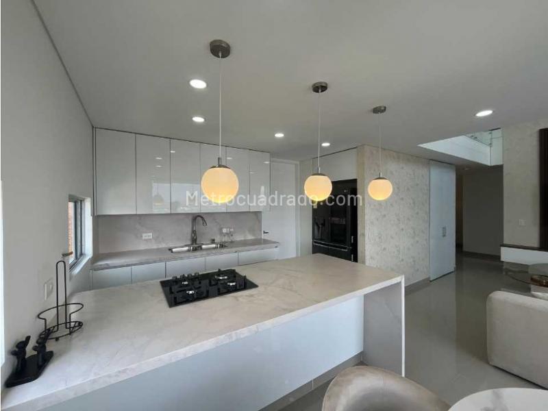 Apartamento en Venta, Poblado, Medellín - Vista 3