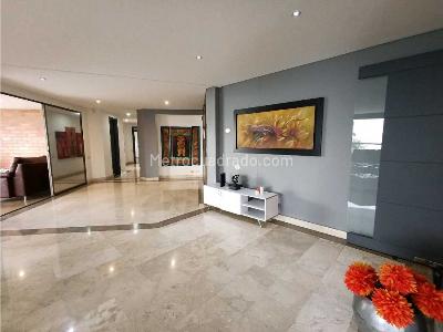 Apartamento de 4 alcobas en venta en El Poblado, Medellín, 400 m² · foto 3 de 20