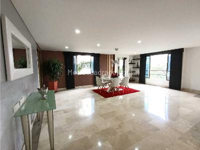 Apartamento de 4 alcobas en venta en El Poblado, Medellín, 400 m² · foto 7 de 20