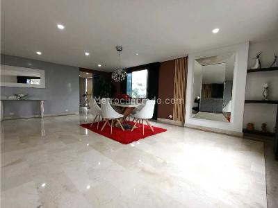 Apartamento de 4 alcobas en venta en El Poblado, Medellín, 400 m² · foto 8 de 20
