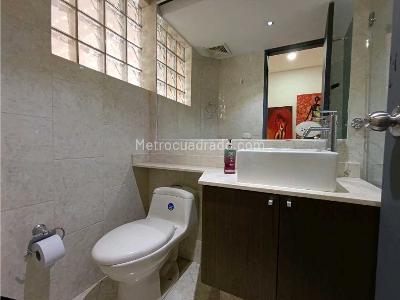 Apartamento de 4 alcobas en venta en El Poblado, Medellín, 400 m² · foto 15 de 20