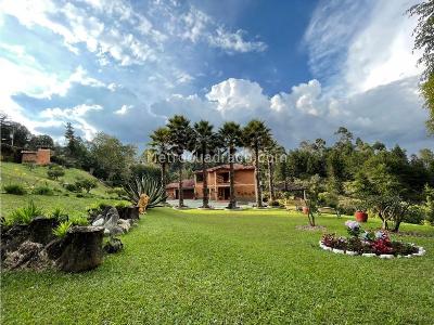 Casa de 3 alcobas en venta en Llanogrande, Rionegro, 381 m² · foto 20 de 20