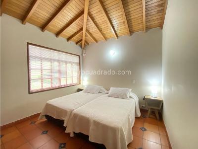 Casa de 3 alcobas en venta en Llanogrande, Rionegro, 381 m² · foto 7 de 20
