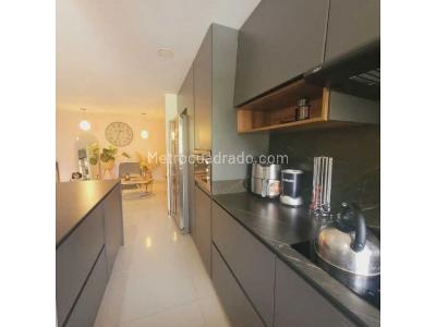 Apartamento de 3 alcobas en venta en Loma De San Jose, Sabaneta, 73 m² · foto 4 de 11