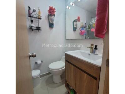 Apartamento de 3 alcobas en venta en Loma De San Jose, Sabaneta, 73 m² · foto 7 de 11