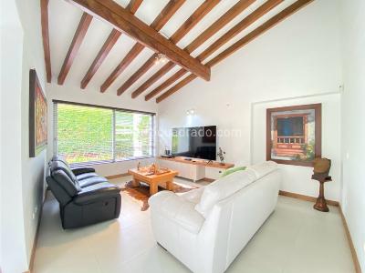 Casa de 3 alcobas en venta en Llanogrande, Rionegro, 384 m² · foto 8 de 20