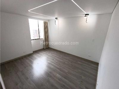 Apartamento de 3 alcobas en venta en Loma De San Jose, Sabaneta, 104 m² · foto 13 de 20