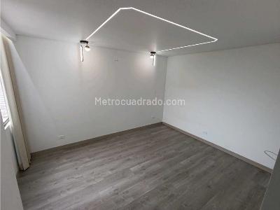 Apartamento de 3 alcobas en venta en Loma De San Jose, Sabaneta, 104 m² · foto 14 de 20