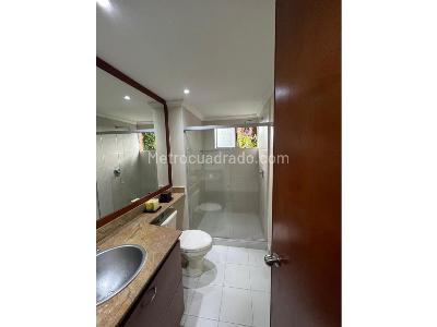 Apartamento de 1 alcoba en venta en El Poblado, Medellín, 94 m² · foto 3 de 17