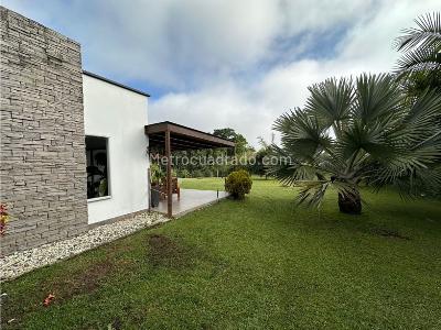 Casa de 4 alcobas en venta en Pontezuela, Rionegro, 280 m² · foto 3 de 20
