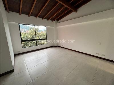 Casa de 3 alcobas en venta en Envigado, Envigado, 258 m² · foto 4 de 20