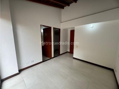 Casa de 3 alcobas en venta en Envigado, Envigado, 258 m² · foto 6 de 20