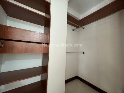 Casa de 3 alcobas en venta en Envigado, Envigado, 258 m² · foto 9 de 20
