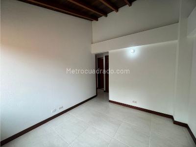 Casa de 3 alcobas en venta en Envigado, Envigado, 258 m² · foto 19 de 20
