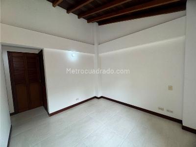 Casa de 3 alcobas en venta en Envigado, Envigado, 258 m² · foto 20 de 20