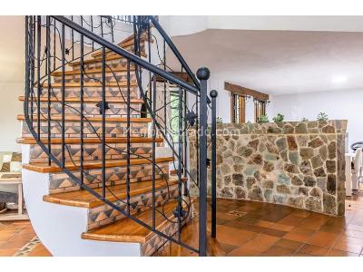 Casa de 5 alcobas en venta en Envigado, Envigado, 530 m² · foto 8 de 17