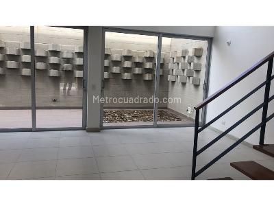 Casa de 3 alcobas en venta en Llanogrande, Rionegro, 167 m² · foto 2 de 6