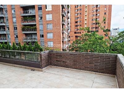 Apartamento de 3 alcobas en venta en El Poblado, Medellín, 150 m² · foto 11 de 20