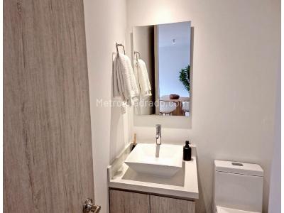 Apartamento de 3 alcobas en venta en El Poblado, Medellín, 150 m² · foto 13 de 20