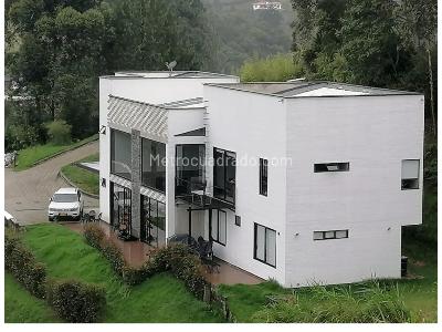 Casa de 4 alcobas en venta en Escobero, Envigado · foto 6 de 20