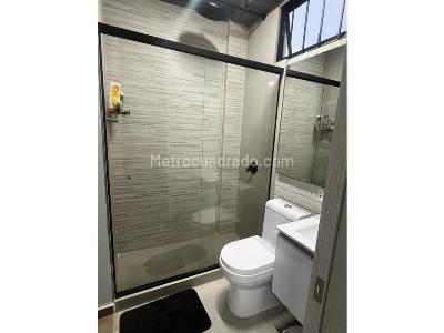 Casa de 4 alcobas en venta en Escobero, Envigado · foto 15 de 20