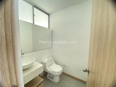 Casa de 3 alcobas en venta en Llanogrande, Rionegro, 155 m² · foto 2 de 14
