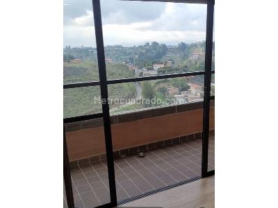 Apartamento de 2 alcobas en venta en Barro Blanco, Rionegro, 77 m² · foto 5 de 16