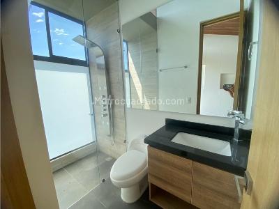 Casa de 4 alcobas en venta en Llanogrande, Rionegro, 241 m² · foto 6 de 17