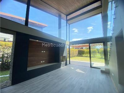 Casa de 4 alcobas en venta en Llanogrande, Rionegro, 241 m² · foto 14 de 17