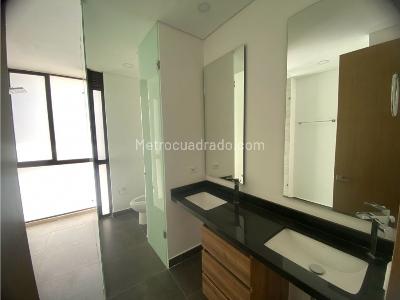 Casa de 4 alcobas en venta en Llanogrande, Rionegro, 241 m² · foto 17 de 17