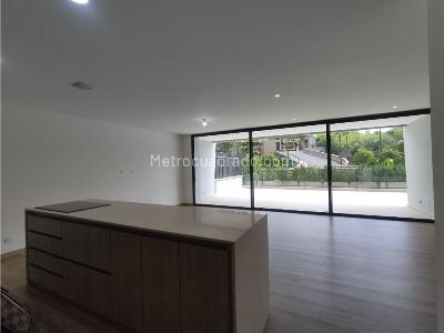 Apartamento de 2 alcobas en venta en Vereda Sajonia, Rionegro, 112 m² · foto 2 de 20