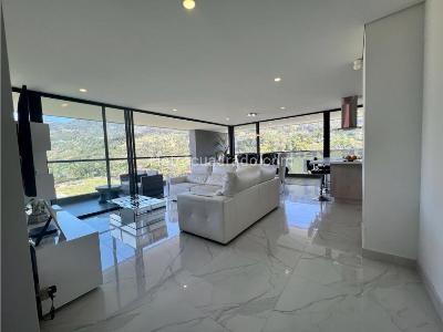 Apartamento de 3 alcobas en venta en Envigado, Envigado, 188 m² · foto 3 de 20