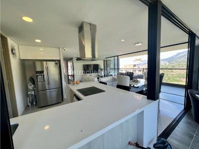Apartamento de 3 alcobas en venta en Envigado, Envigado, 188 m² · foto 4 de 20