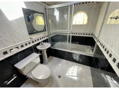 Casa de 5 alcobas en venta en Rionegro, Rionegro, 120 m² · foto 12 de 12