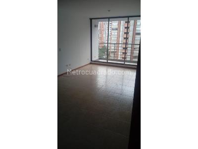 Apartamento de 3 alcobas en venta en El Poblado, Medellín, 93 m² · foto 2 de 18
