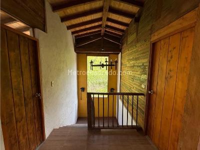 Casa de 3 alcobas en venta en Via San Antonio La Ceja, Rionegro · foto 17 de 20
