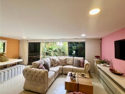 Casa de 3 alcobas en venta en El Poblado, Medellín, 244 m² · foto 5 de 20