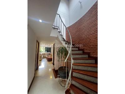 Casa de 3 alcobas en venta en El Poblado, Medellín, 244 m² · foto 7 de 20