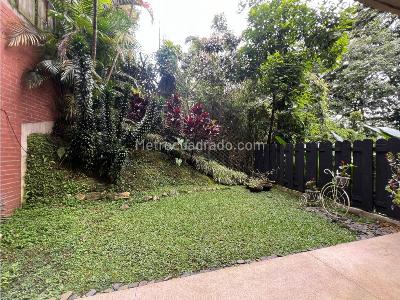 Casa de 3 alcobas en venta en El Poblado, Medellín, 244 m² · foto 18 de 20