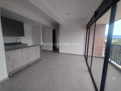 Apartamento de 2 alcobas en venta en Barro Blanco, Rionegro, 67 m² · foto 3 de 18